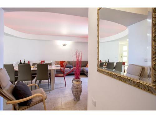 Apartamento Alghero, Mascalzone Latino Penthouse For 11 People With Sea View