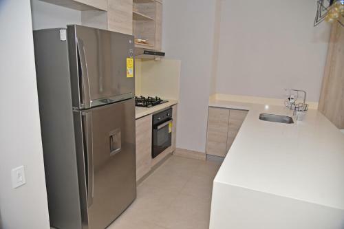 Spacious Apartment In A Modern Condominium W Lovely View