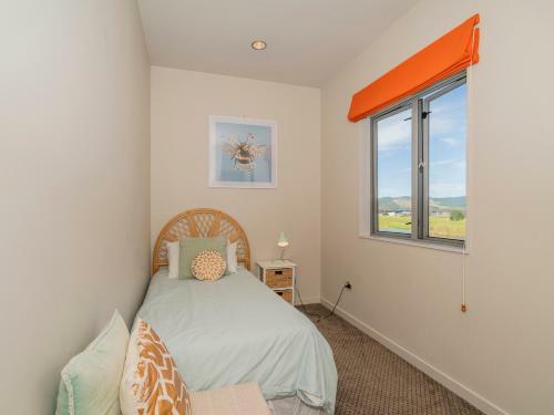 Sunset Retreat - Matarangi Holiday Home