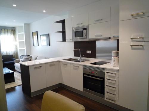 Dflat Escultor Madrid Apartments