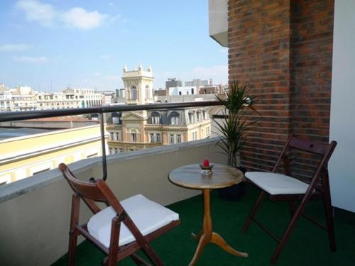 Dflat Escultor Madrid Apartments