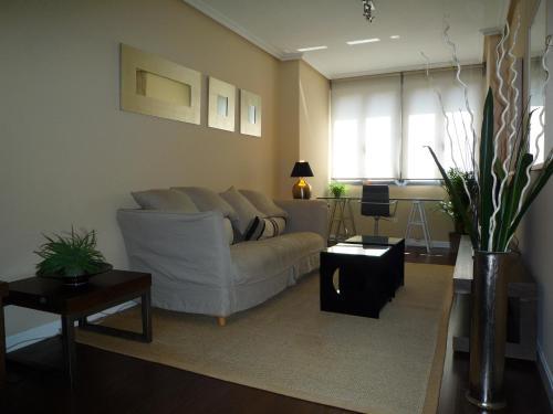 Dflat Escultor Madrid Apartments