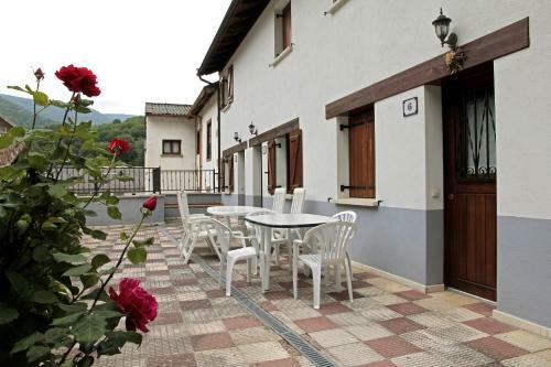Apartamentos Irati Olaldea
