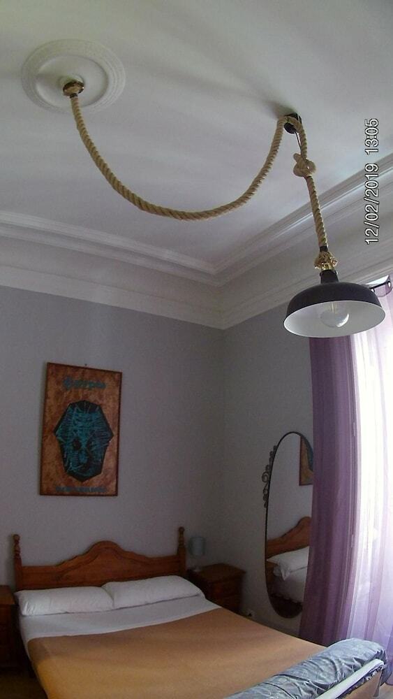 Hostal Hispalense