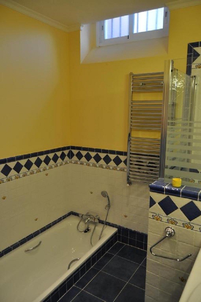 Hostal Welcome Inn Nerja Guest House Luxury Bed & Breakfast