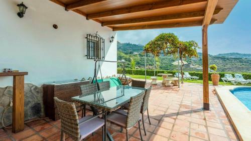 Casa La Lomilla Canillas De Albaida By Ruralidays
