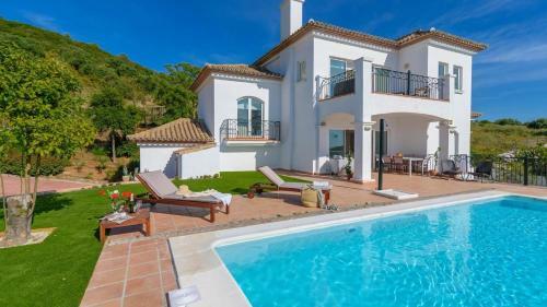Villa Latina Golf Arcos De La Frontera By Ruralidays