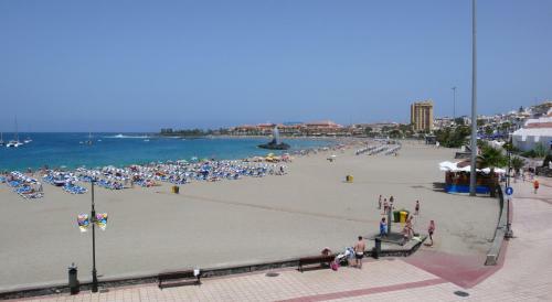 Sunbeach Apartment