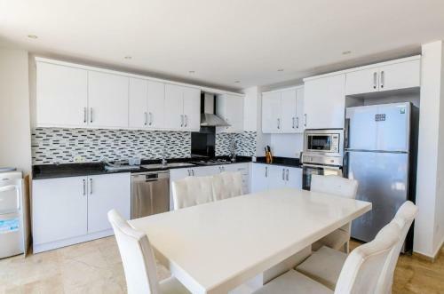 The Ultimate Villa With Stunning Views, Kalkan Villa 1050