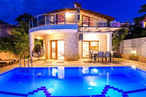 5 Star Villa With First Class Amenities, Kalkan Villa 1046