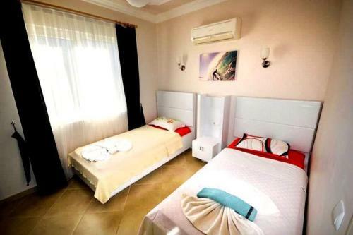 5 Star Villa With 4 Bedrooms, Dalaman Villa 1049
