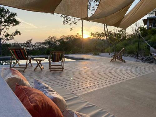 New! Santateresa Ocean View Jungle House