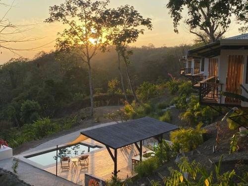 New! Santateresa Ocean View Jungle House