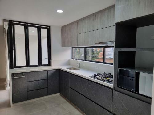 Apartamento Lujoso Piso Espacioso Con Jacuzzi -terraza Privada