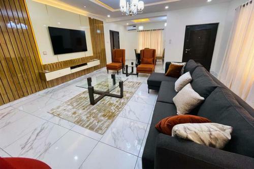 Cheerful 3 Bedroom Duplex (b6), Lekki