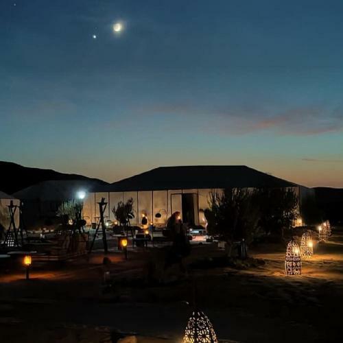 Night Desert Luxury Camp
