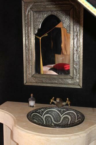 Hostal Morocco Luxury Sahara Camp