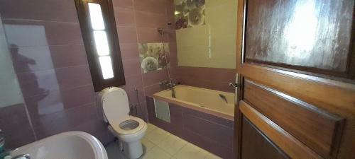 Hostal Magnifique Suite Avec Salle De Bain Et Terrasse