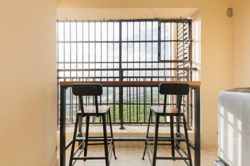 Locals Apartment Place 1a