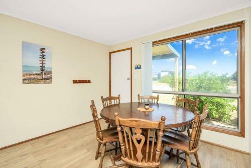Ideal 3br Holiday House With Wifi And Beach View