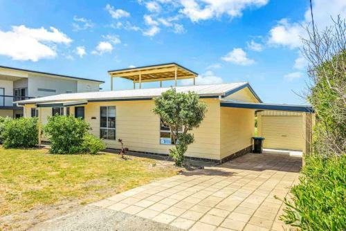 Ideal 3br Holiday House With Wifi And Beach View