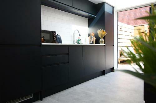 New 2022 Spacious 2 Bed Apartment - Private Courtyard - Underfloor Heating