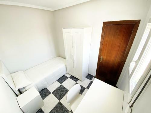 Apartamento Mart�nez Campos (playa La Caleta)