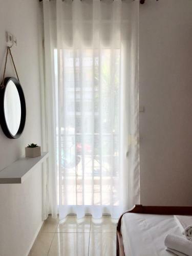 Minimal Apartment Center Kavala