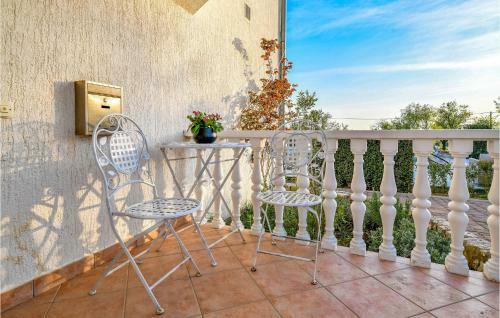 Amazing Home In Tinj With 5 Bedrooms