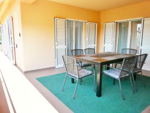 Apartments Sea View & Comfort