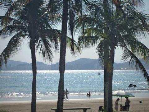 Apartamento Ap 2 Dorm Enseada Guaruja 7 Pessoas Amplo
