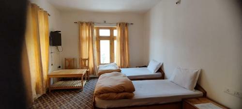 Hostal Zagwoo Guest House