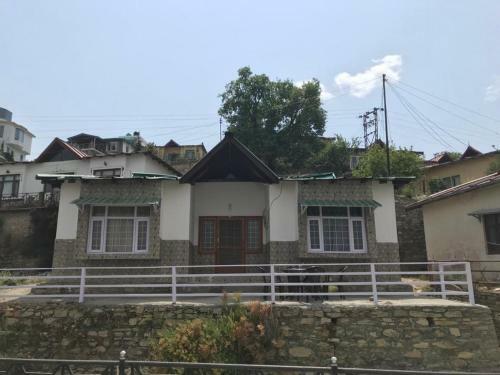 Villa Sky Touch Cottage And Stays