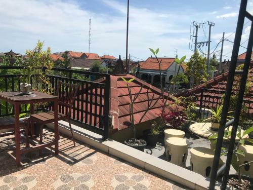 Hostal They Oenk - Gek Manik Homestay