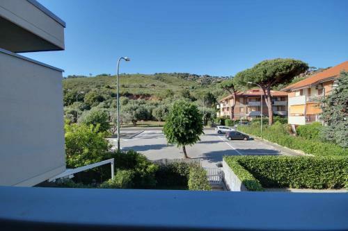 Apartamento Cattaneo Bilo, 1 Camere Con Terrazzo E Garage