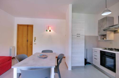 Apartamento Cattaneo Bilo, 1 Camere Con Terrazzo E Garage