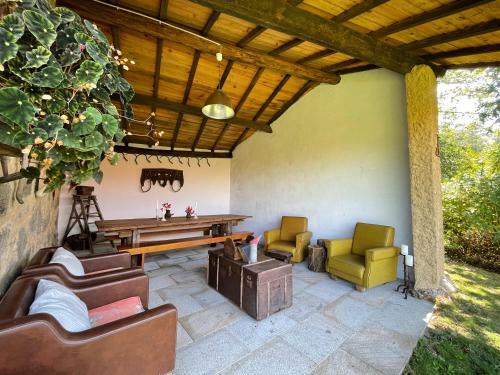 Casa De Vilar De Rei - Ref�gio No Minho Com Piscina