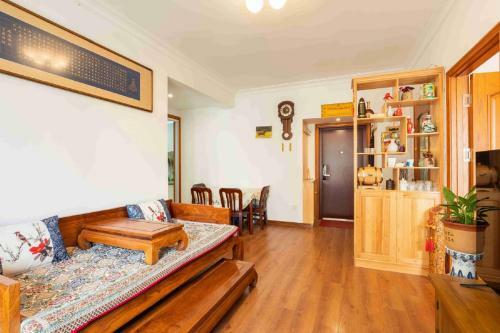 Locals Apartment Inn 20