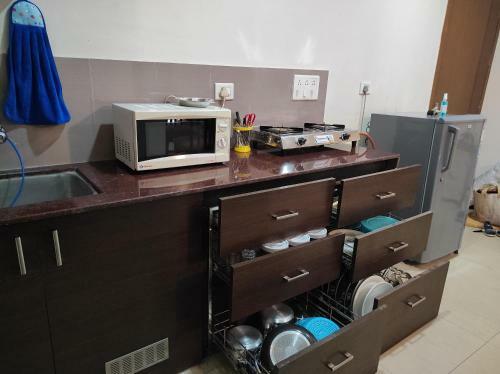 1bhk Service Apartment 212