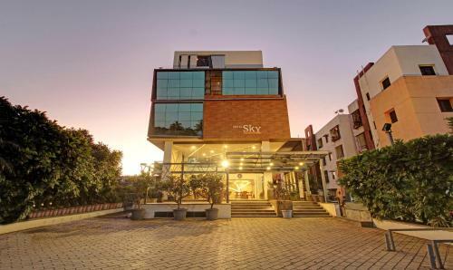Treebo Trend Hotel Sky Inn Satara