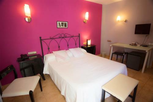 Hotel La Posada De Paco - Spa & Adults Friendly