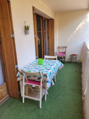Apartamento Au Calme, 200m Du Centre T2 Avec Balcon Et Parking