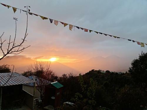 Hotel The Kanatal Arbour