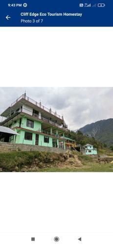 Cliff Edge Eco Home Stay