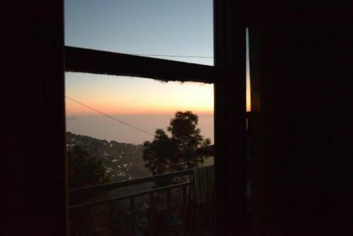Via Kashi Home Stay