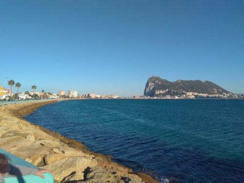 Apartamento Gibraltar . Studio . C�diz. La Linea