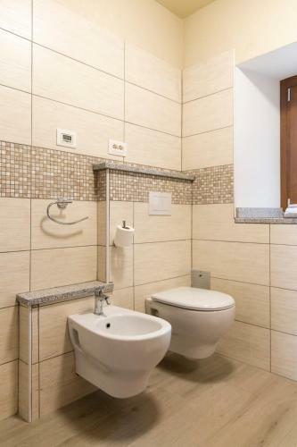 Apartamento La Fonte - Duplex In Historical Center