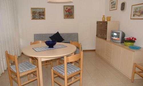 Charming Villa In The Elegant Area Of Lignano