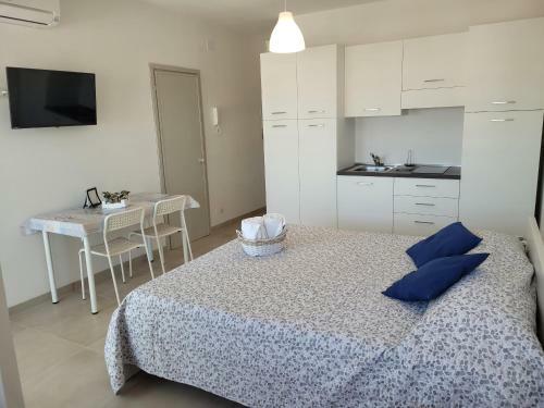 Rosato Double Lagoon & Sunset View Apartment
