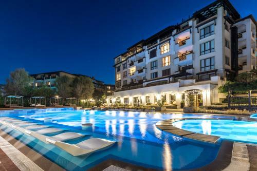 Hotel Oasis Beach Club
